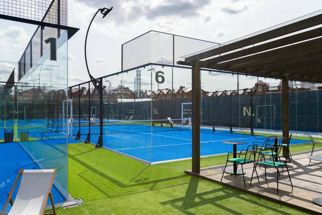 Бронирование кортов